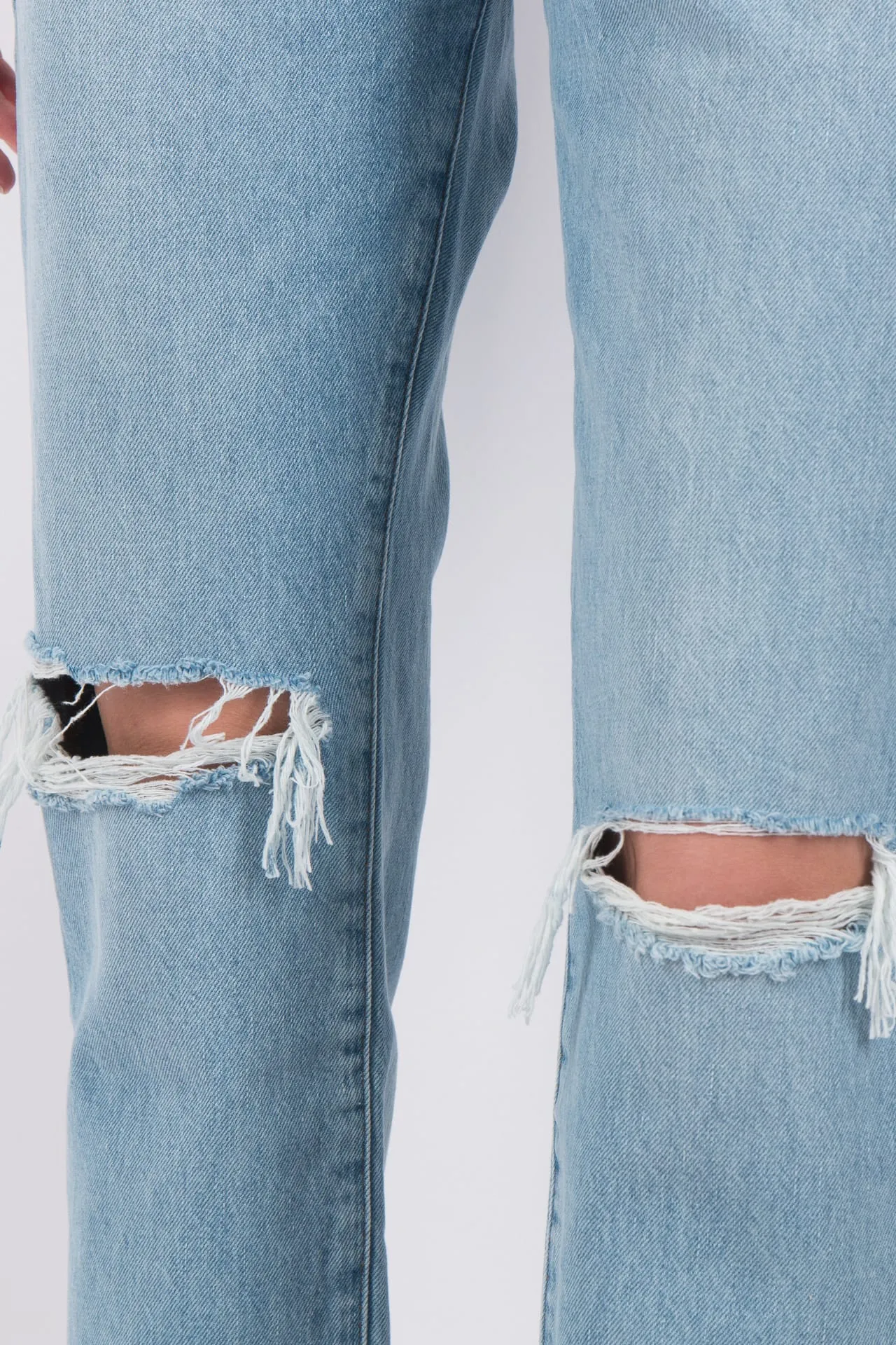 FRAME Le Slouch jean in Rossum 2 Year Rips