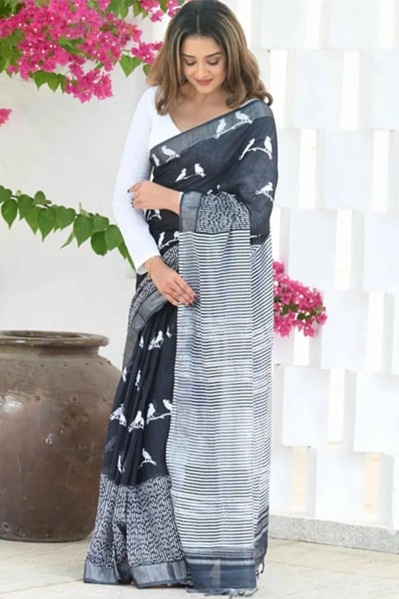 Resonant Black Cotton Silk Saree With Grandiose Blouse Piece