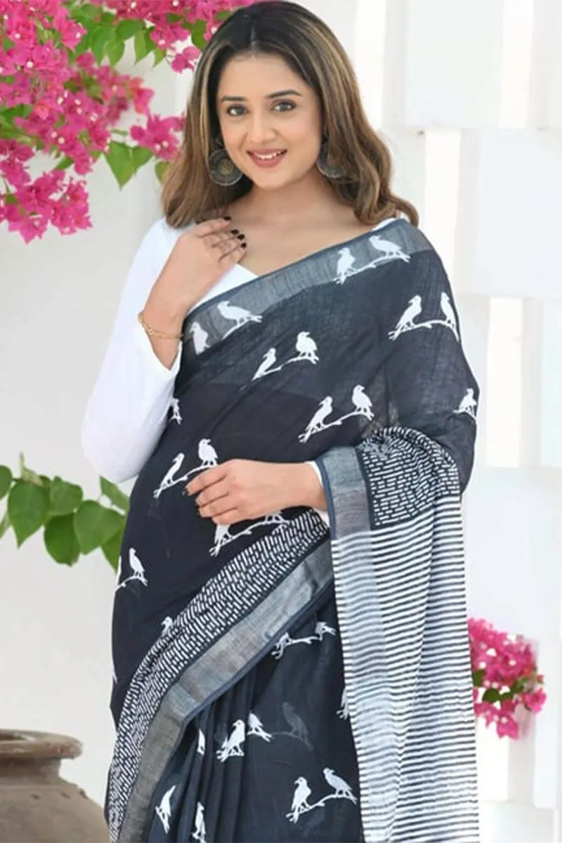 Resonant Black Cotton Silk Saree With Grandiose Blouse Piece