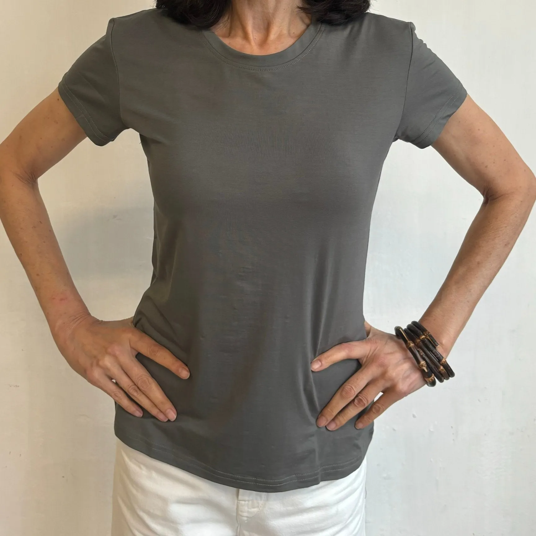 SOFTEE Women's Bamboo Round Neck T-shirt