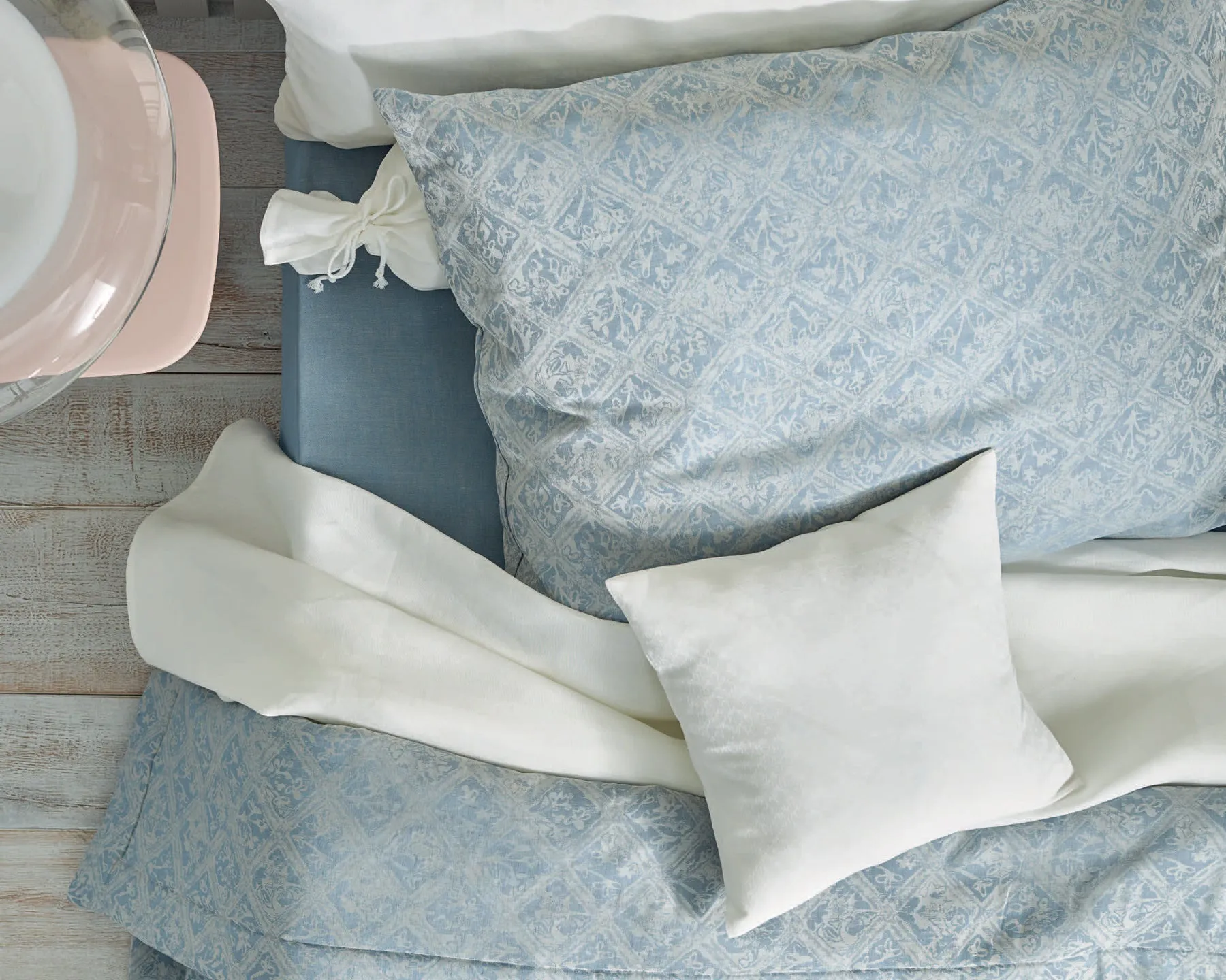 Valdera | Firm Decorative Pillow